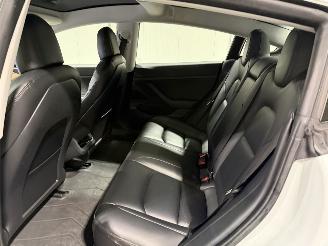 Tesla Model 3 60kWh Standard 175kW RWD Plus picture 19