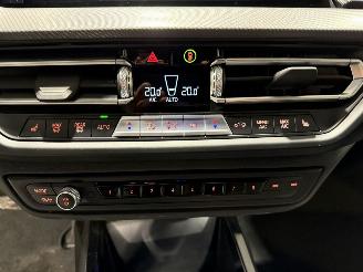 BMW 1-serie 118i 100kW Automaat Business Edition Plus picture 36