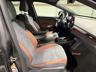 Volkswagen ID.4 77kWh 150kW Business picture 42
