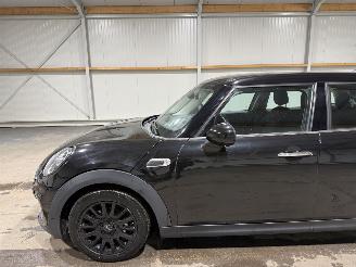 Mini Cooper 1.5 100kW Clima Stoelverwarming Chili picture 13