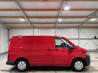 krockskadad bil bedrijf Volkswagen Transporter 2.0TDI 110kW Automaat Navi Camera 2022/2