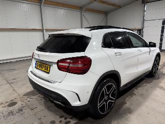 Mercedes GLA 180 90kW Automaat Pano Business  Solution picture 6