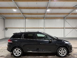 krockskadad bil auto Renault Clio 0.9TCe 66kW Limited 2018/11