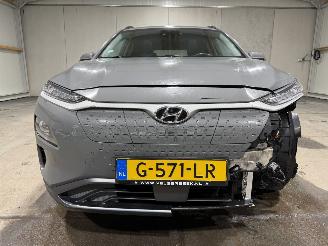 Hyundai Kona 64kWh 150kW Premium picture 24