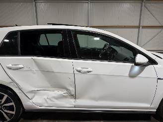 Volkswagen Golf 1.4TSI GTE 110kW Automaat Pano Connected Series picture 20