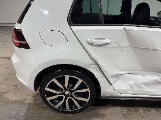 Volkswagen Golf 1.4TSI GTE 110kW Automaat Pano Connected Series picture 16