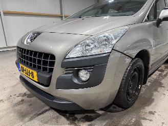 Peugeot 3008 1.6THP 115kW Clima Premiére picture 32