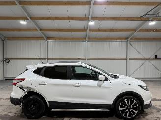 krockskadad bil auto Nissan Qashqai 1.6 120kW 360°Camera Tekna 2015/4