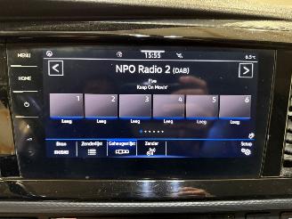 Volkswagen Transporter 2.0TDI 146kW Automaat 32 Bulli picture 37