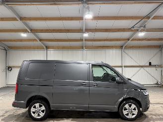 skadebil bedrijf Volkswagen Transporter 2.0TDI 146kW Automaat 32 Bulli 2020/7