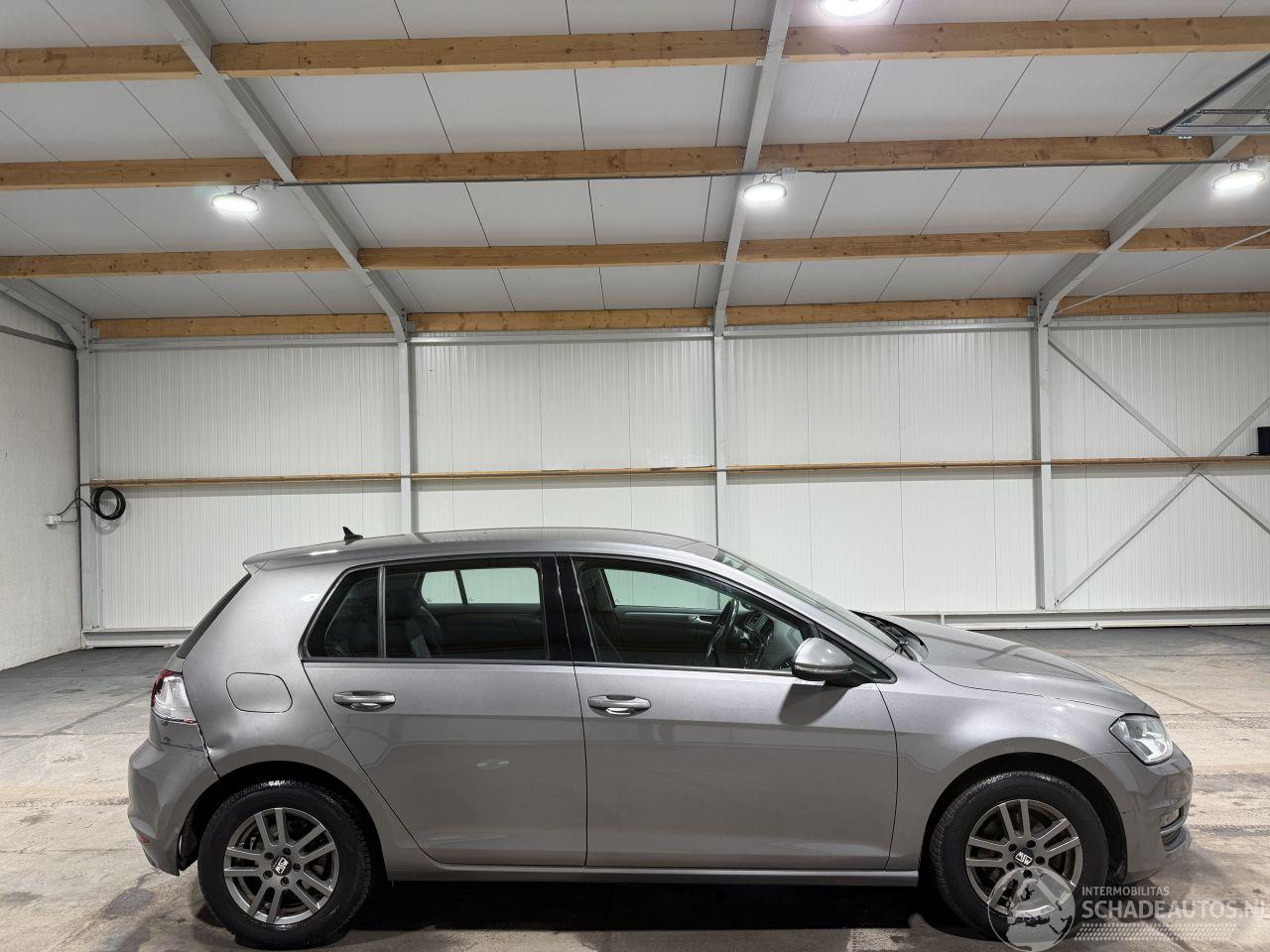 Volkswagen Golf 1.2TSI 77kW Trend Edition