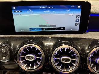 Mercedes Cla-klasse Shootingbrake 180 100kW Automaat Premium Plus picture 33