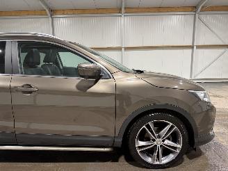 Nissan Qashqai 1.2 85kW Automaat Pano Tekna picture 14