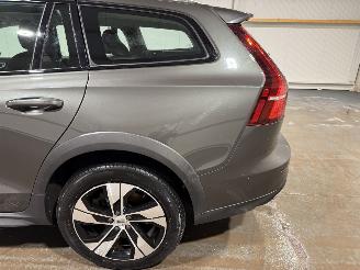 Volvo V-60 Cross Country 2.0B5 184kW Automaat AWD Pro picture 19