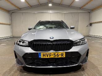 BMW 3-serie 330e 135kW Automaat Pano picture 23