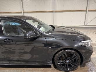 BMW 1-serie 118i 103kW Automaat Executive Edition picture 14