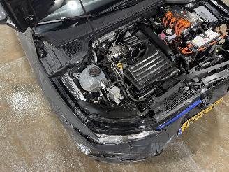 Volkswagen Golf GTE 1.4Ehybrid 110kW Automaat picture 25