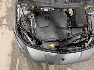 Mercedes Cla-klasse 180 90kW Automaat Pano Ambition picture 29