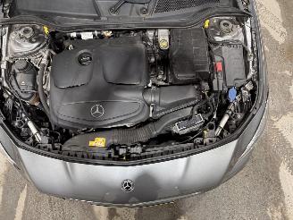 Mercedes Cla-klasse 180 90kW Automaat Pano Ambition picture 30