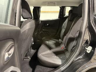 Jeep Renegade 1.3T 110kW Automaat  DDCT Limited picture 44
