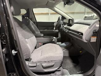 Kia EV3 58.3 kWh  150kW Plus picture 40