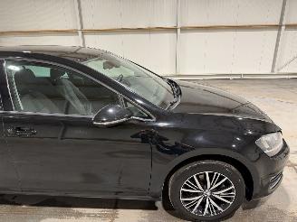 Volkswagen Golf 1.4TSI 92kW Connected Series picture 20