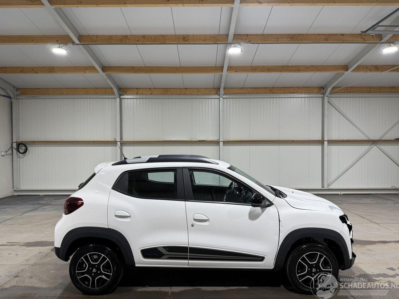 Dacia Spring 27kWh 33kW Comfort Plus Orange Pack