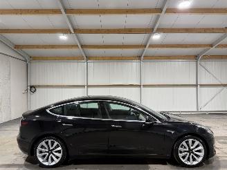 krockskadad bil auto Tesla Model 3 75kWh Long Range 258kW AWD 2019/10