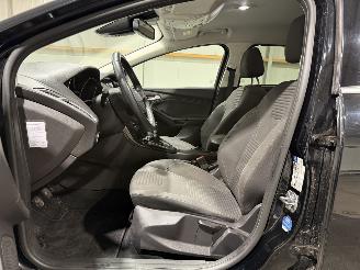 Ford Focus 1.0 92kW Clima Titanium picture 13