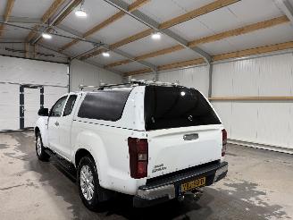 Isuzu D-Max 1.9d 120kW Automaat Extended Cab X-Country picture 12