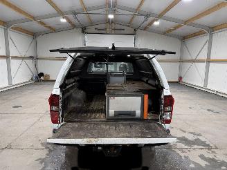 Isuzu D-Max 1.9d 120kW Automaat Extended Cab X-Country picture 38