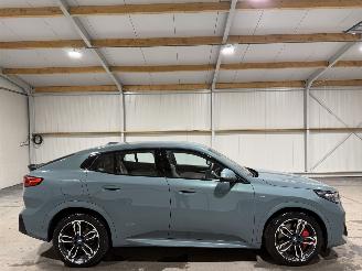 Schadeauto BMW iX2 67kWh 150kW Edrive 20 2025/4