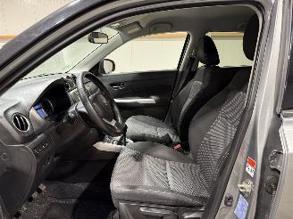 Suzuki Vitara 1.6 88kW Camera Exclusive picture 26