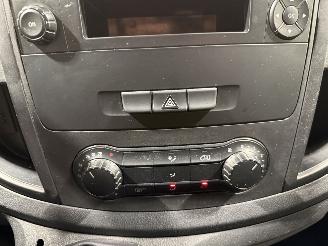 Mercedes Vito 111CDI 84kW BlueTec Lang 9-Persoons picture 16