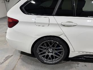 BMW 3-serie 330i 185kW Automaat High Executive picture 16