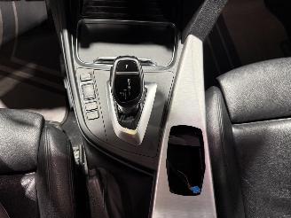 BMW 3-serie 330i 185kW Automaat High Executive picture 26