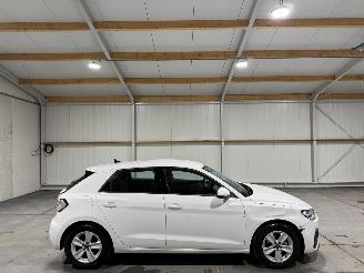 krockskadad bil auto Audi A1 25TFSI 70kW Automaat Pro Line 2024/8