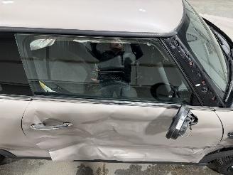 Mini One 1.5One 75kW Business Edition picture 19