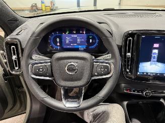 Volvo XC40 70kWh 170kW Recharge Ultimate Pano picture 33