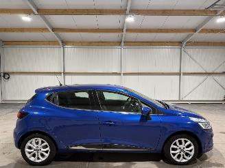 krockskadad bil auto Renault Clio 0.9TCE 66kW Airco Camera Intens 2019/7