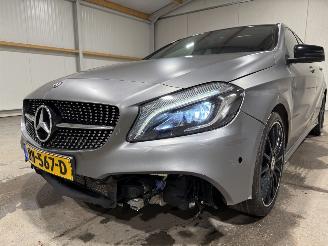 Mercedes A-klasse 180 90kW Automaat Pano Ambition picture 24