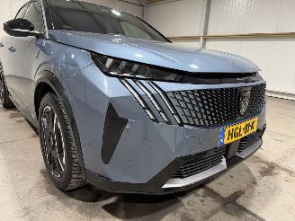 Peugeot e-3008 73kWh 157kWh GT Avantage 210 picture 22
