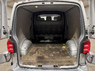 Volkswagen Transporter 2.0TDI 103kW DC Highline picture 40