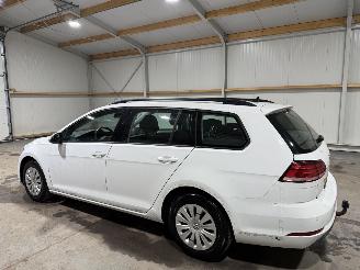 Volkswagen Golf 1.6TDI 85kW Automaat Trendline picture 11