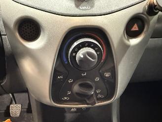 Peugeot 108 1.0e-VTi 50kW Airco Active picture 18