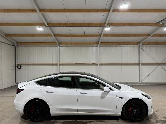 Schadeauto Tesla Model 3 75kWh 340kW AWD Performance 2019/12