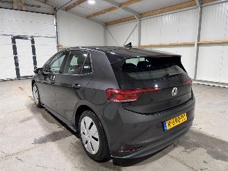 Volkswagen ID.3 58kWh 107kW Pro picture 12