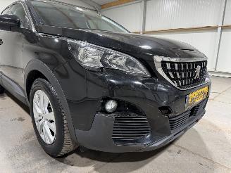 Peugeot 3008 1.2PT 96kW Blue Lease Executive picture 22