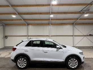 Schadeauto Volkswagen T-Roc 1.5TSI 110kW Sport Business R 2018/2