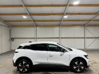Unfallwagen Renault Mégane E-Tech 60kWh 160kW Comfort Range Techno 2025/6